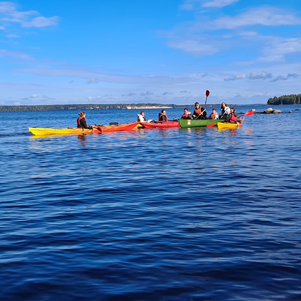 Around the Ärjä Island with Kayak -tour