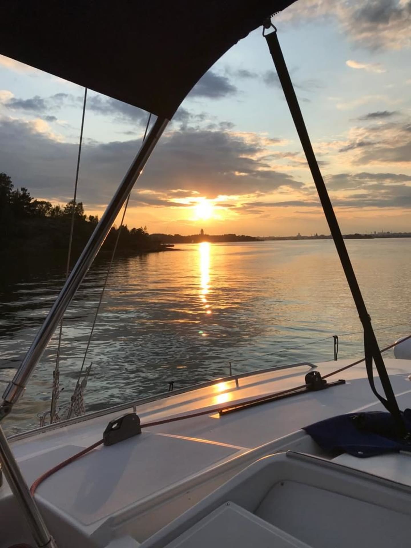 Sunset sail Helsinki
