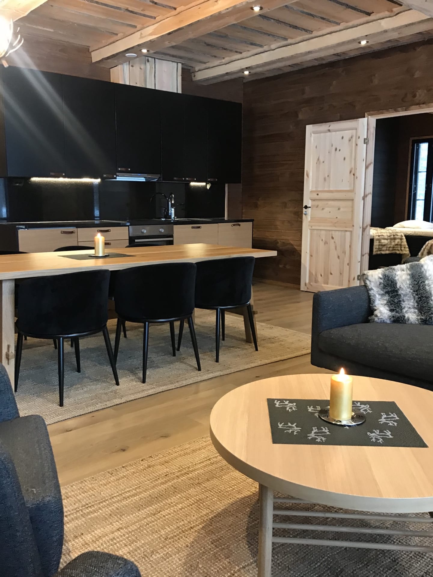 Arctic Suite