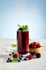 Refreshing smoothie with healing and anti-stress effects. Blueberry, banana, cherry, blackberry.