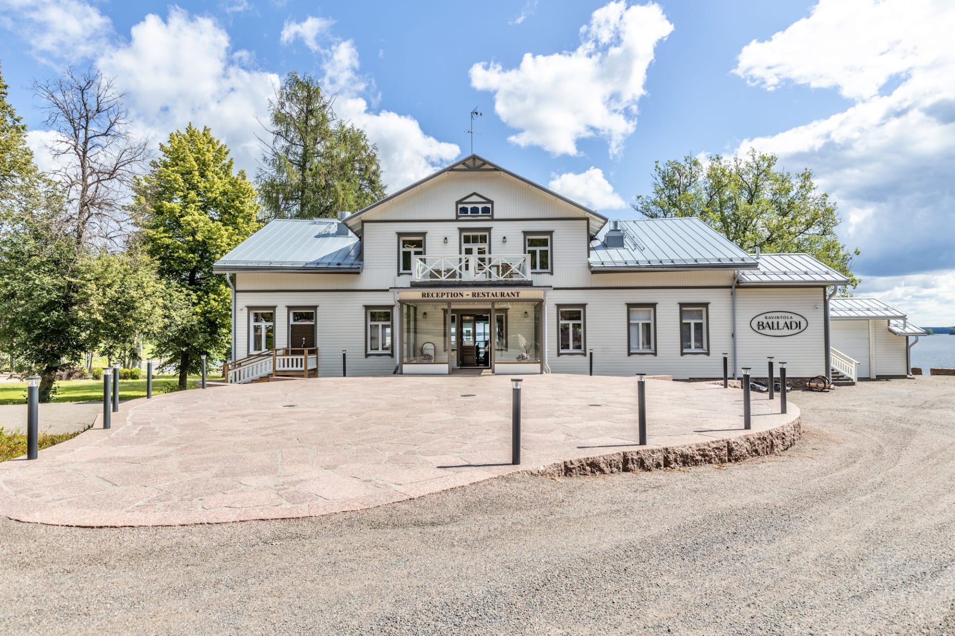manor