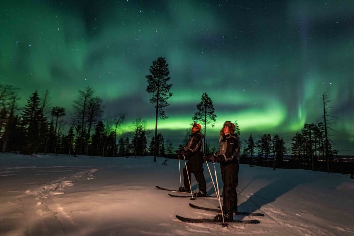 Aurora skiing adventure Rovaniemi