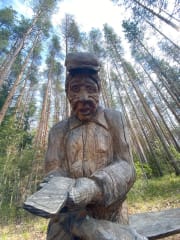 Keväinen päiväretki Komiolle