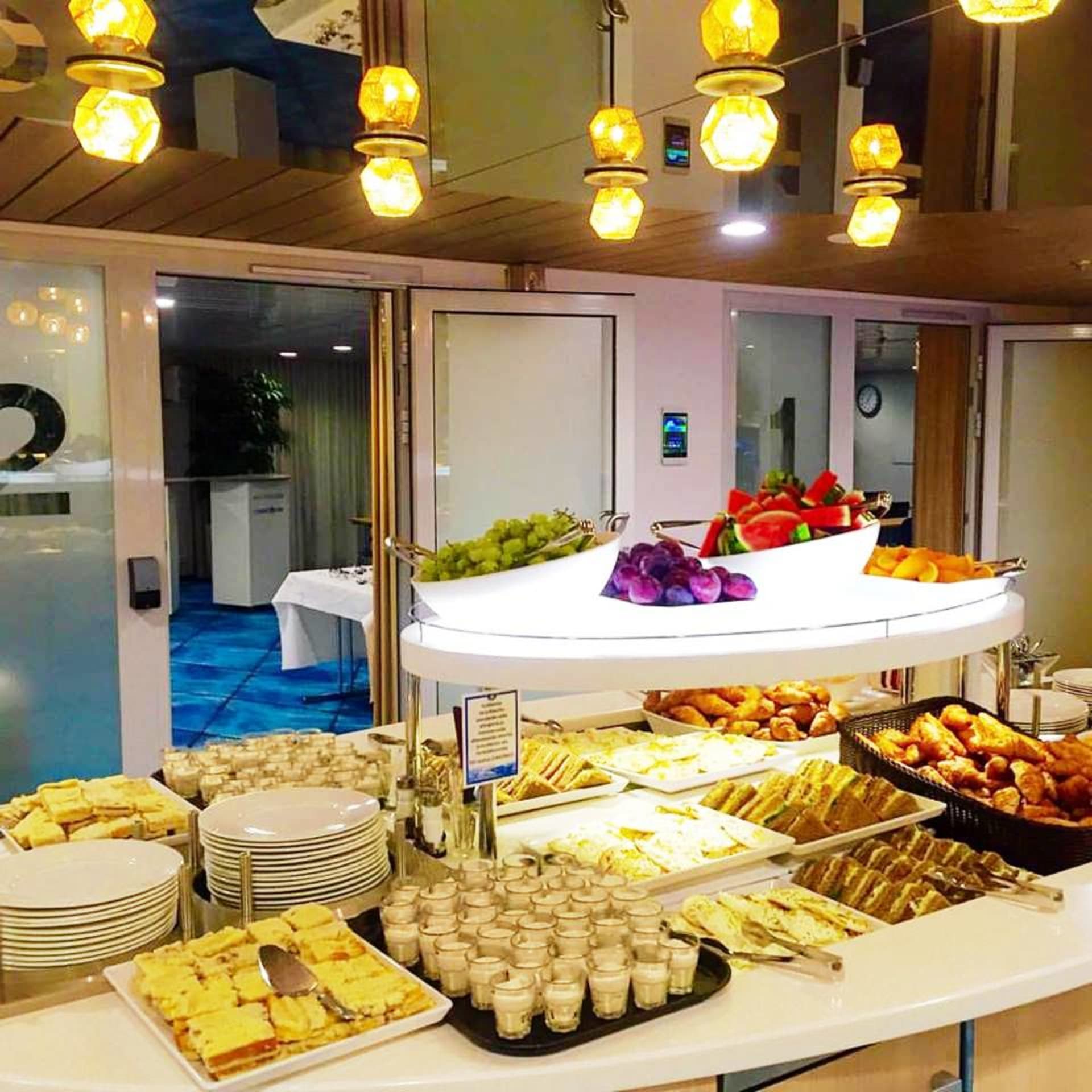 Upgrade to Business Lounge on board MS Finlandia