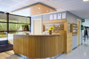 Linnasmäki Reception