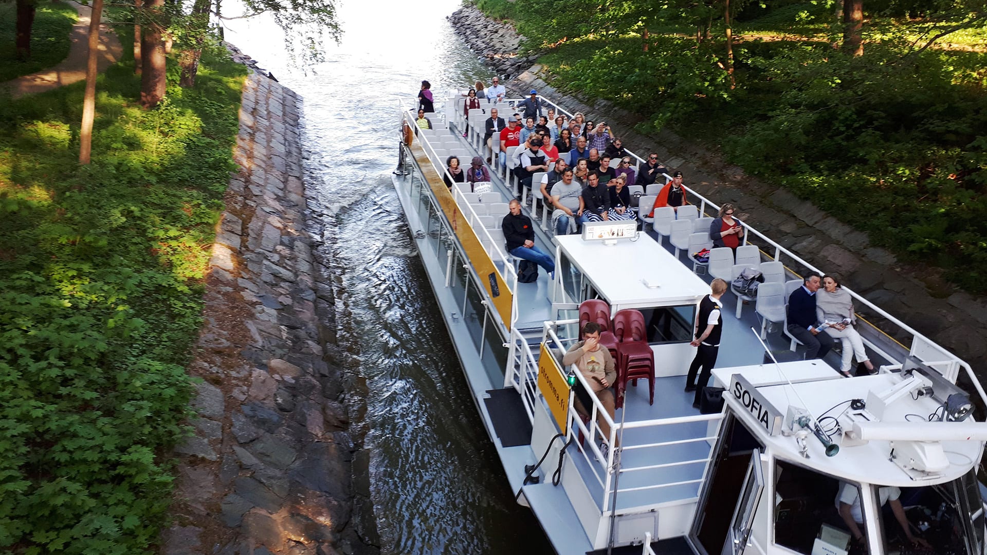 Stromma sightseeing boat in Degerö Canal Helsinki