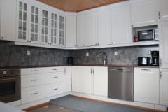 Villa Rantakallio's well-equipped kitchen