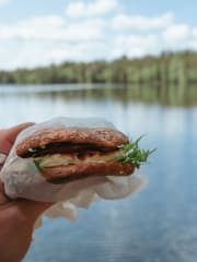 Eväät kruunaavat retken