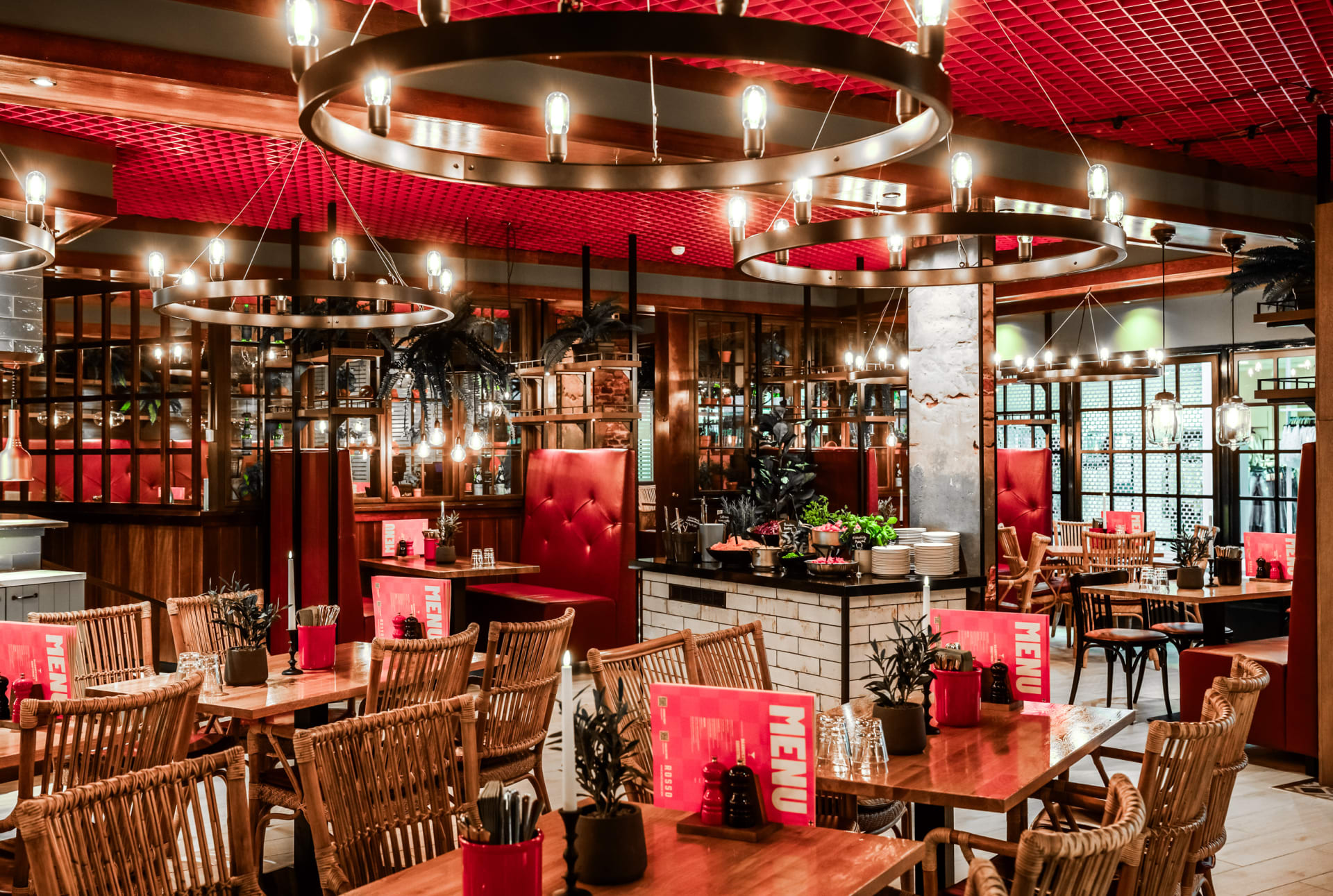 Rosso seating area