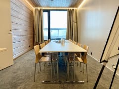 Kruunukabinetti neuvotteluhuone