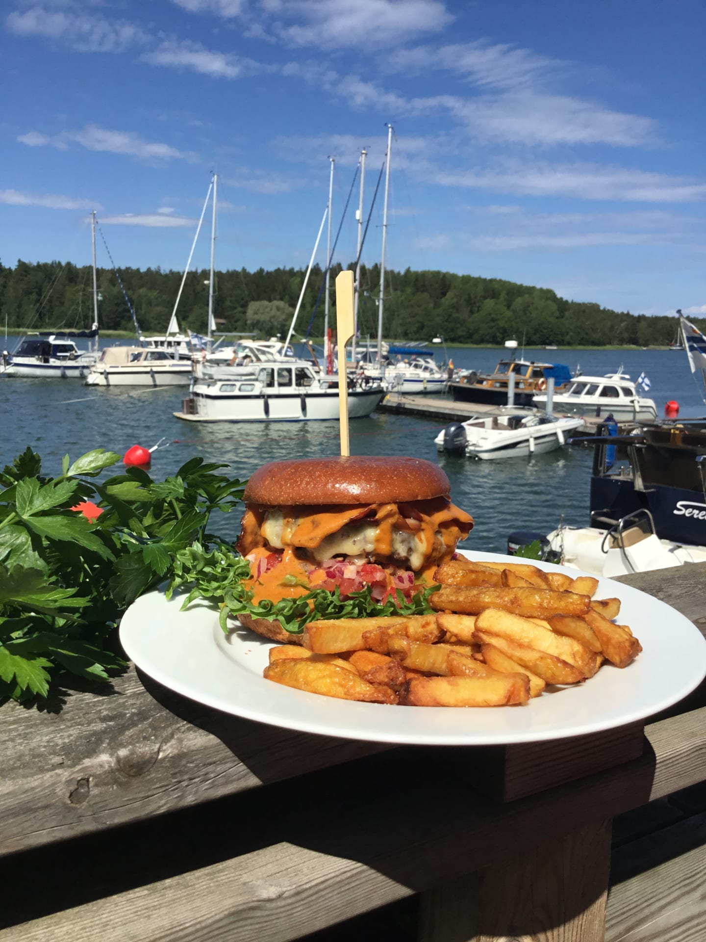 For hamburger lovers by the sea