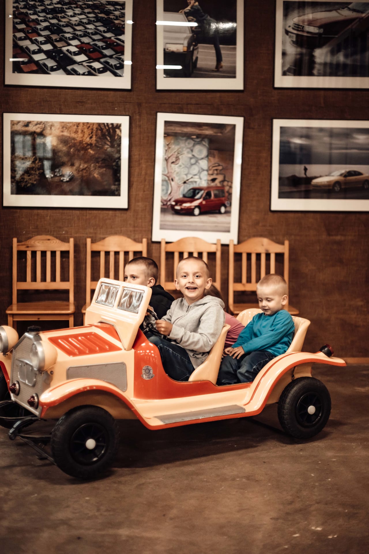 Children in Vehoniemi Automobile Museum