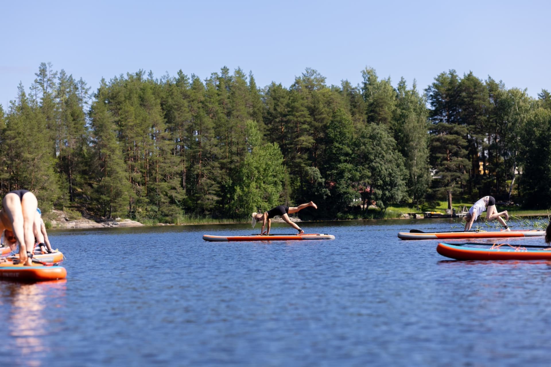 Bella Wake SUP-Yoga class