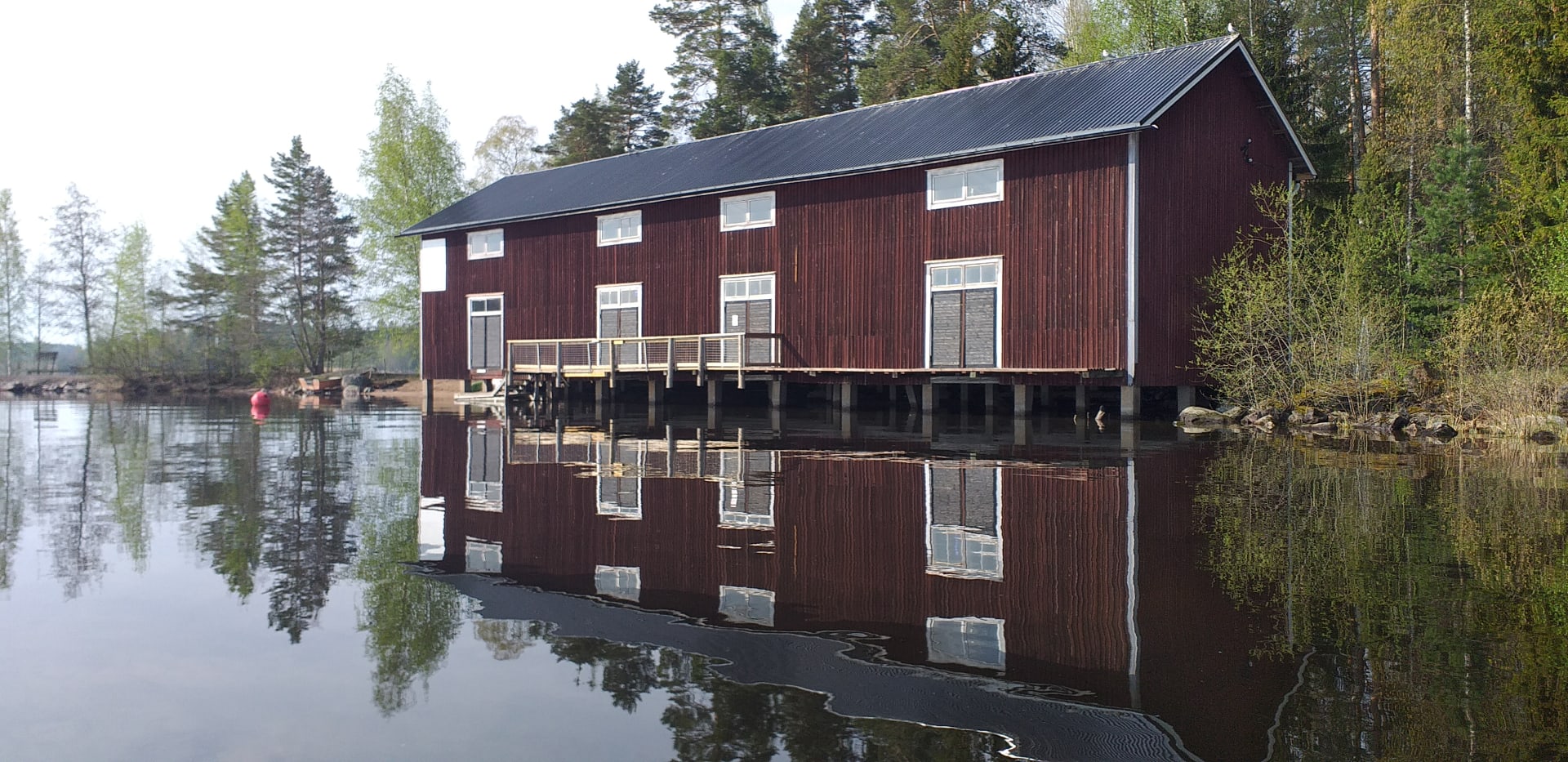Kesäpuoti & Taidegalleria