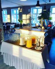 Pakarin Vintti restaurant is really nice place for a meeting or familyparty.