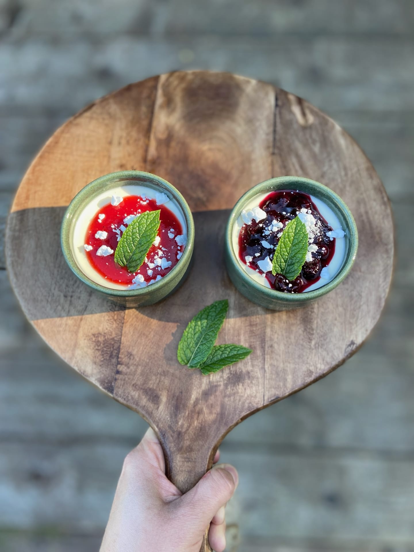 Pannacotta jälkkärit Metsäketun Pizzeriassa