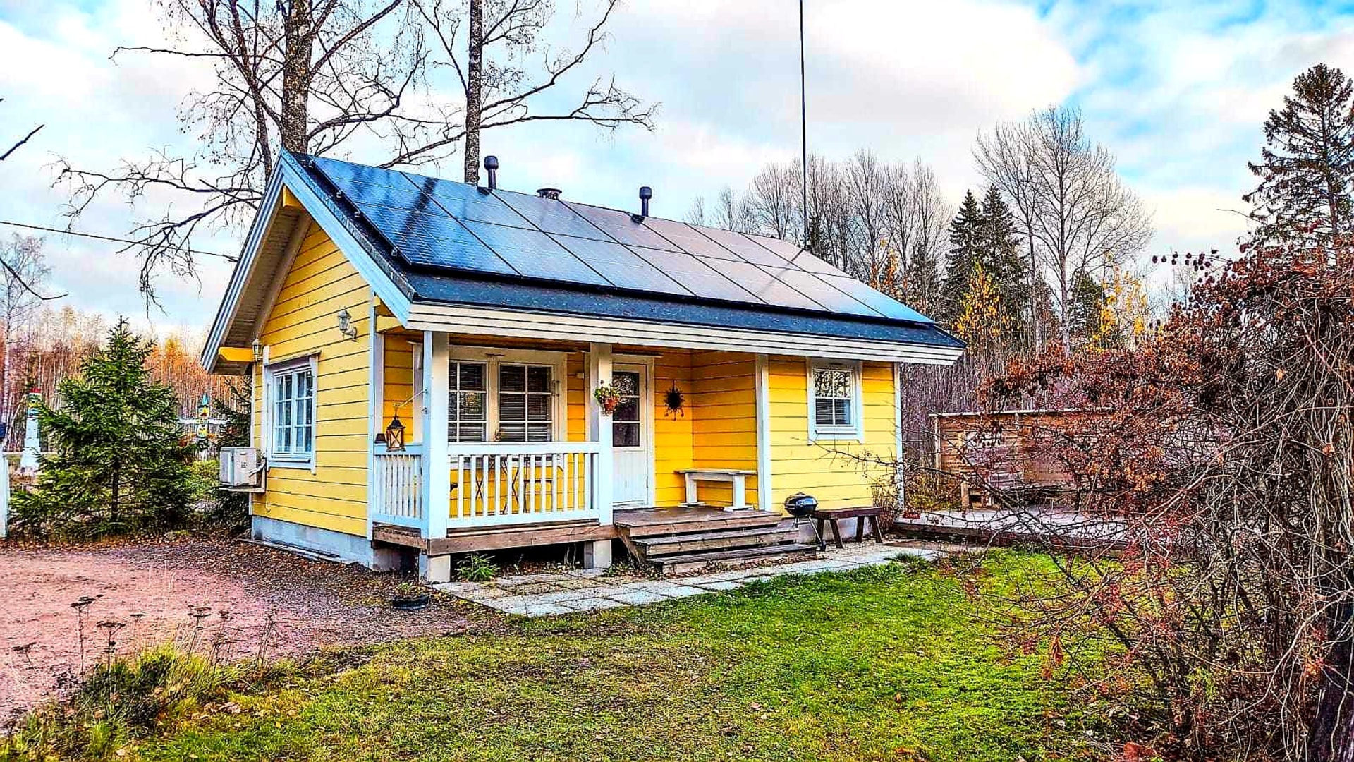 Pikku Torppa ja uudet aurinkopaneelit