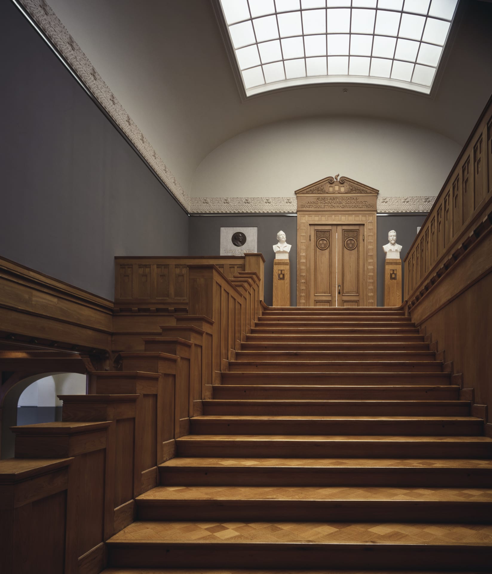 A fine example of the national romantic style, the granite museum building is one of the most prominent landmarks in Turku and an attraction in its own right.