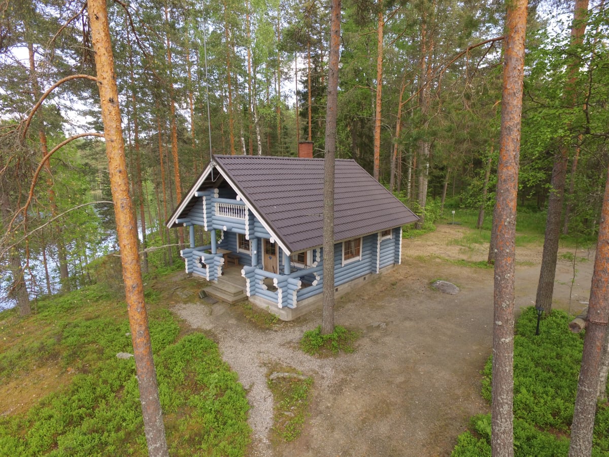 Timber log cottage Ullan Pirtti | Visit Finland