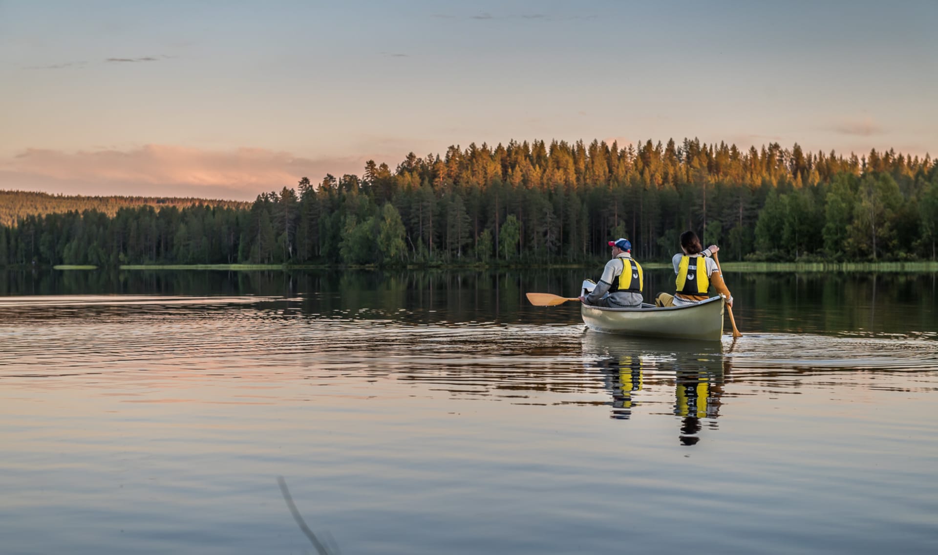 Three National Parks Summer Adventure in South Lapland - canoeing