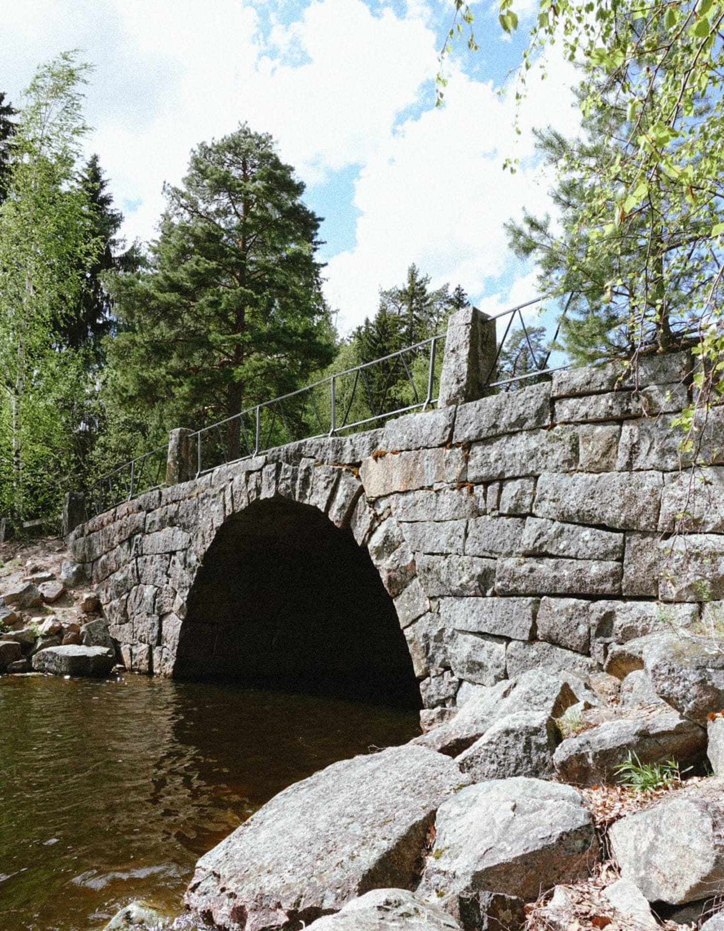 Inkulan vanha holvisilta Viljakkalan kylässä. Inkula bridge in Viljakkala.