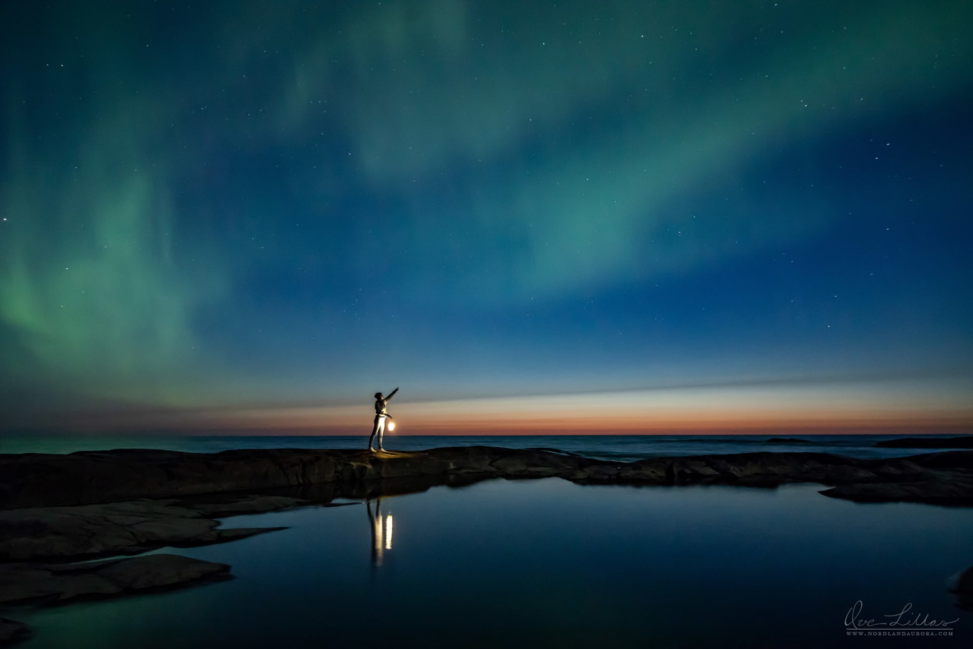 Aurora watching in August