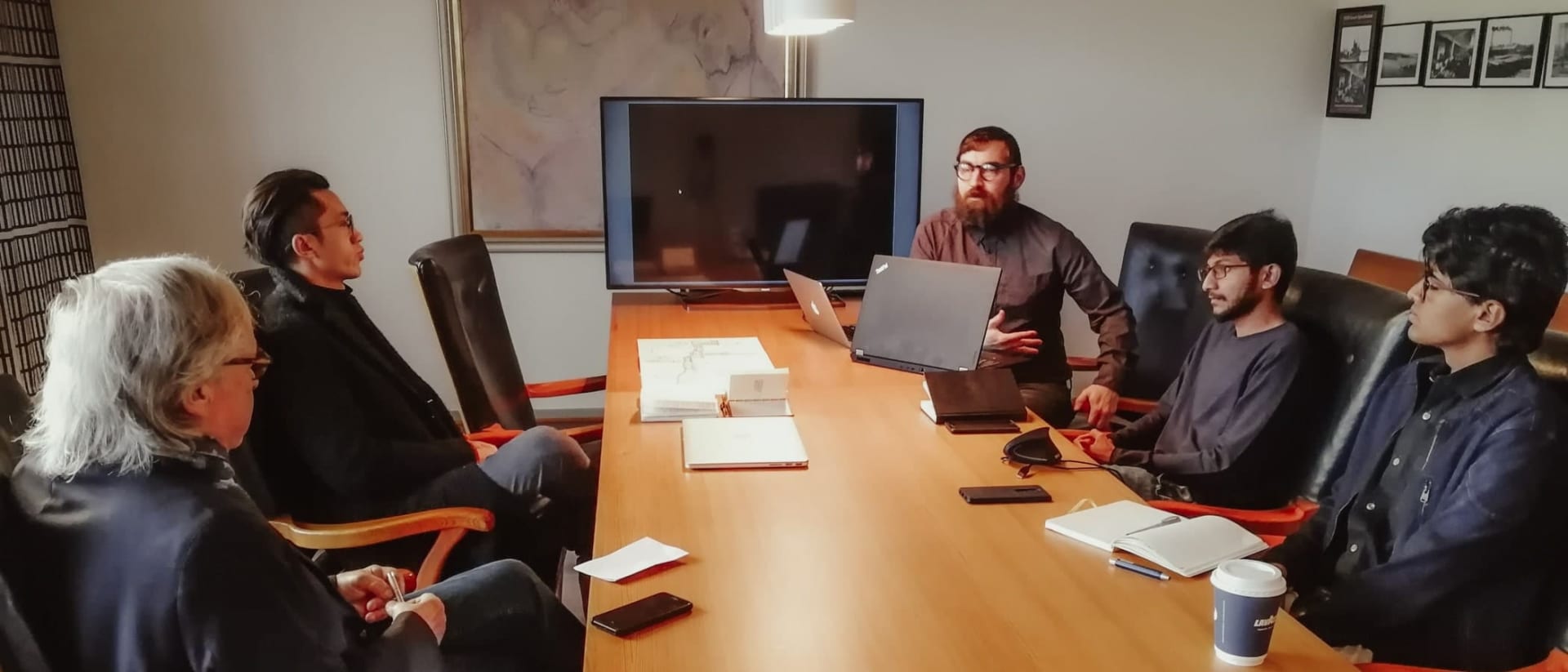 Kunnanhallituksen kokoushuone