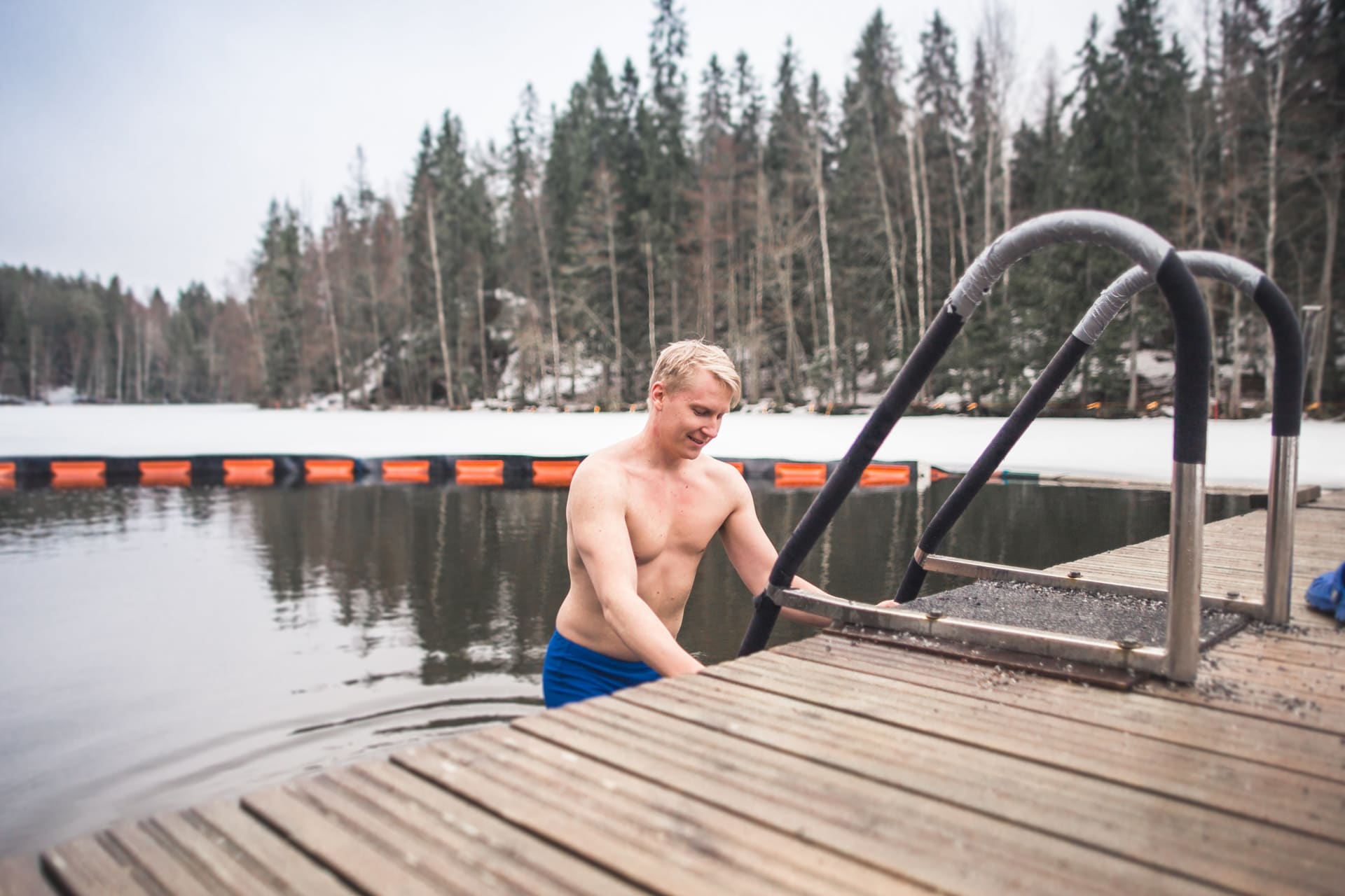 Winter swimming in the Suolijärvi lake.