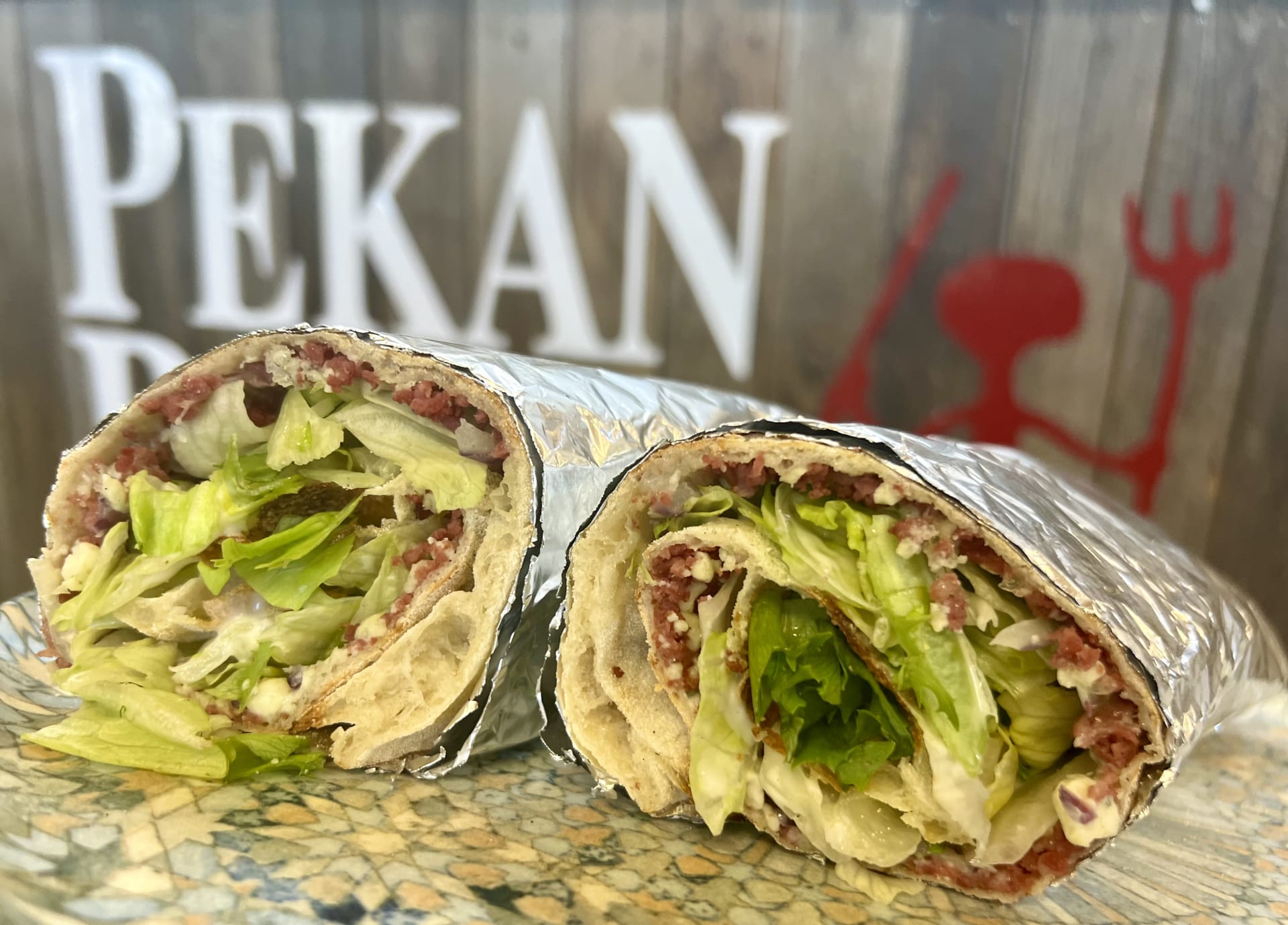 Pekan Pizzassa valmistetaan niin pitsat, taitetut kuin käärityt.