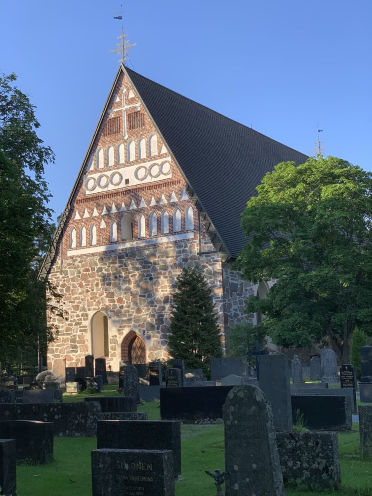 Hollola medieval church - Hollolan keskiaikainen kirkko