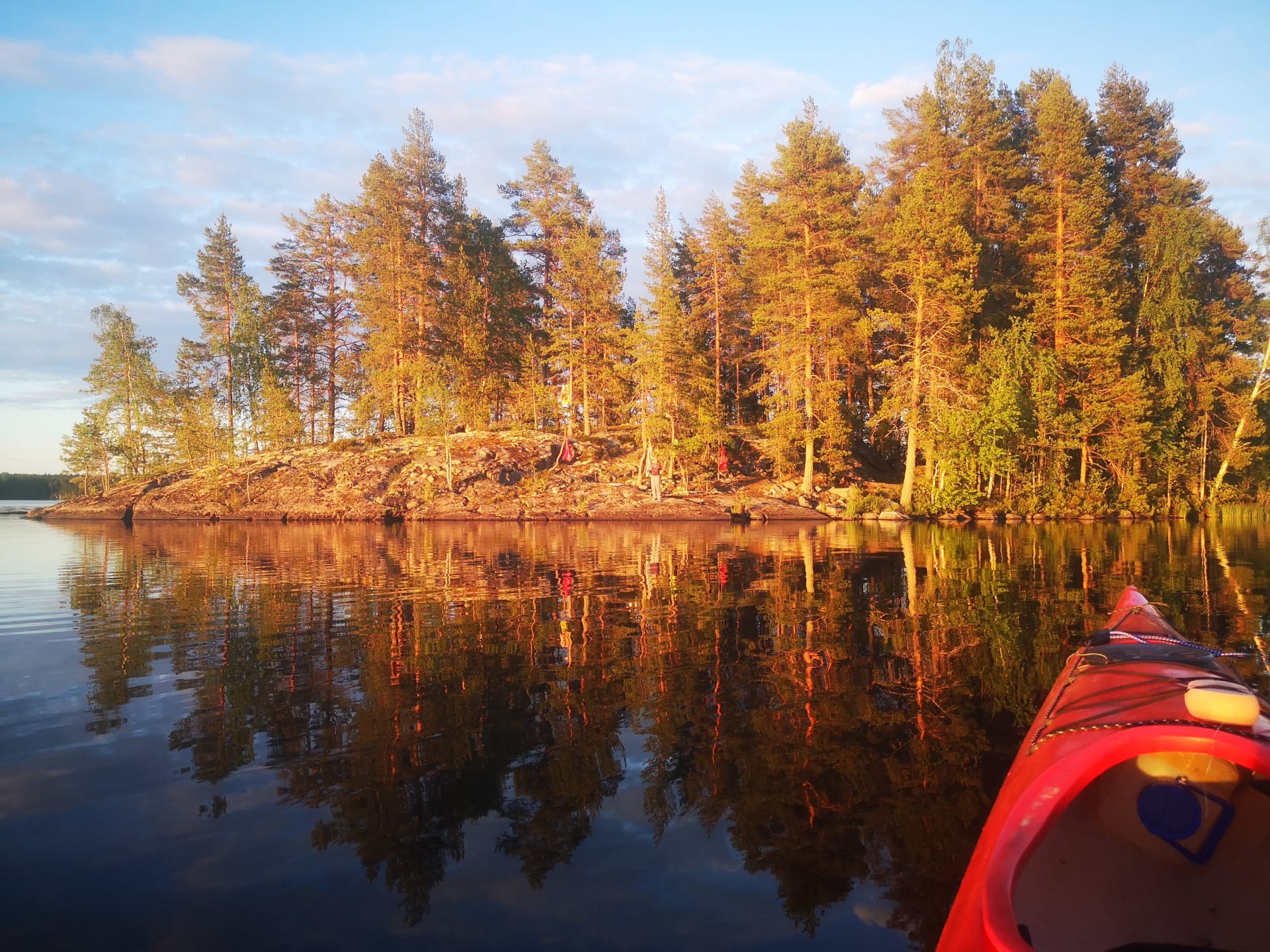 At sunset in Rutjärvi in ​​July at 11 pm