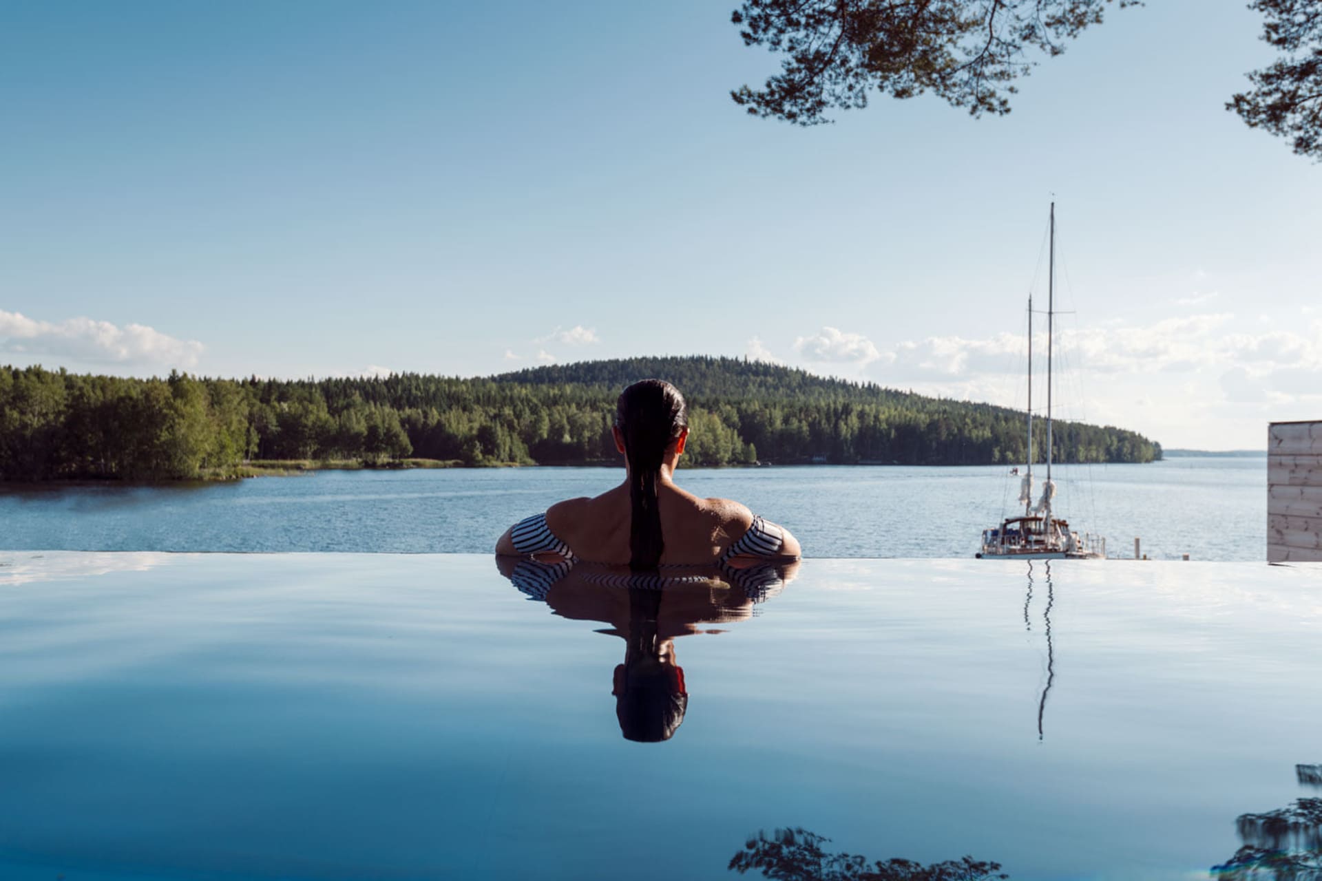 Infinity Pool at Ilola Inn