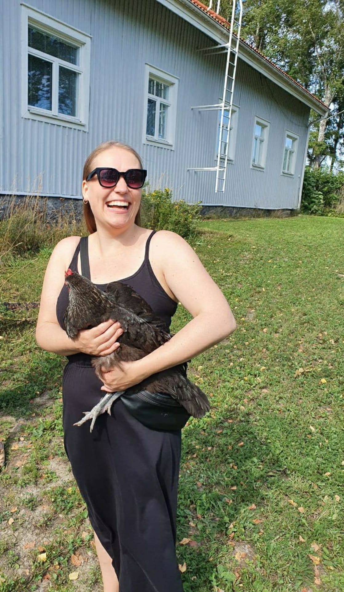 Chicken Mirja in the lap - © Helena Karjainen