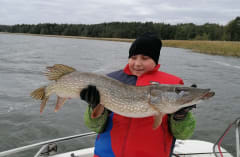 Kalastusloma saaristomerellä Särkisalossa 3-4 hengelle