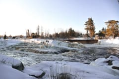 Hourunkoski rapids ice breaking in the spring