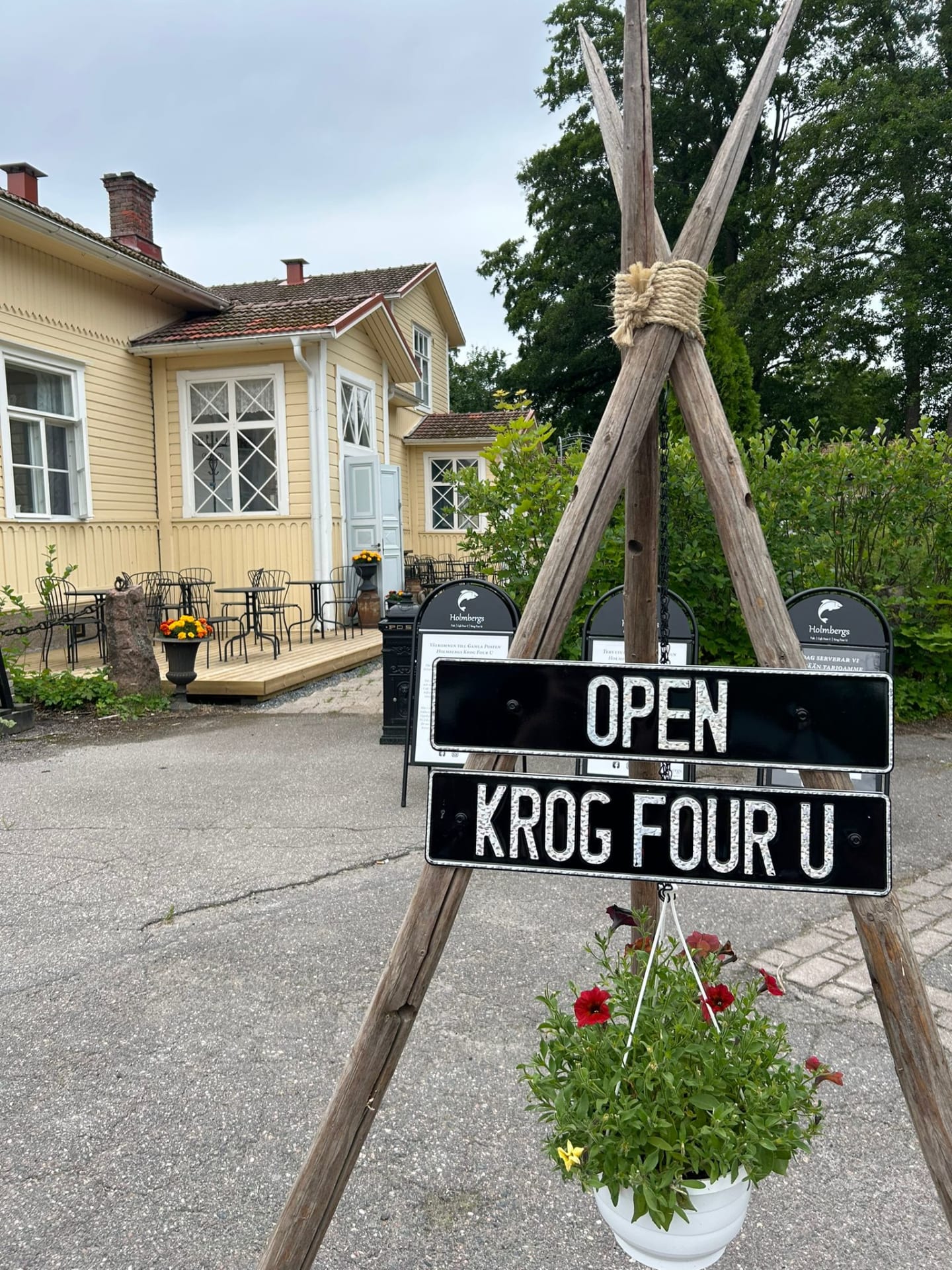 Gamla Posten/Vanha Posti Krog Four U