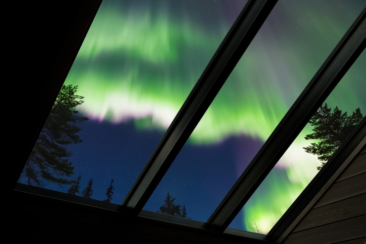 Northern lights hunting experience in Rovaniemi