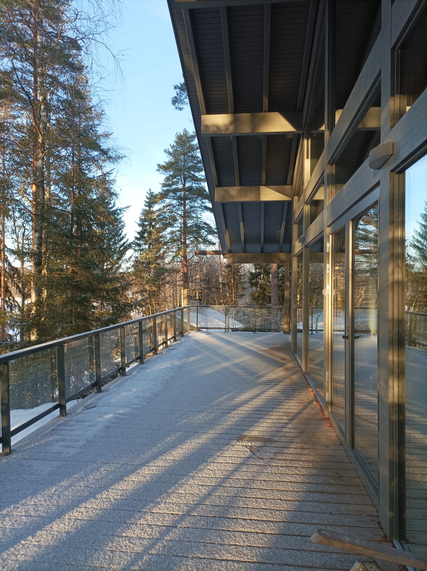 The terrace opens to the west.