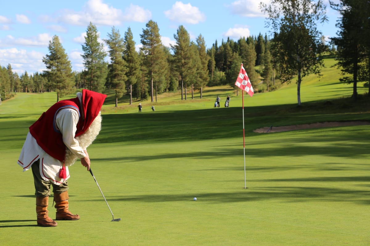 Welcome to cross the Arctic Circle while golfing in Santa Claus Golf.