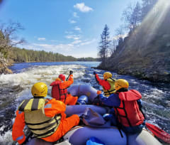 Elämyksellinen Koskiseikkailu sekä keittolounas eräleirissämme!