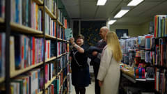 Karhun kirja & paperi