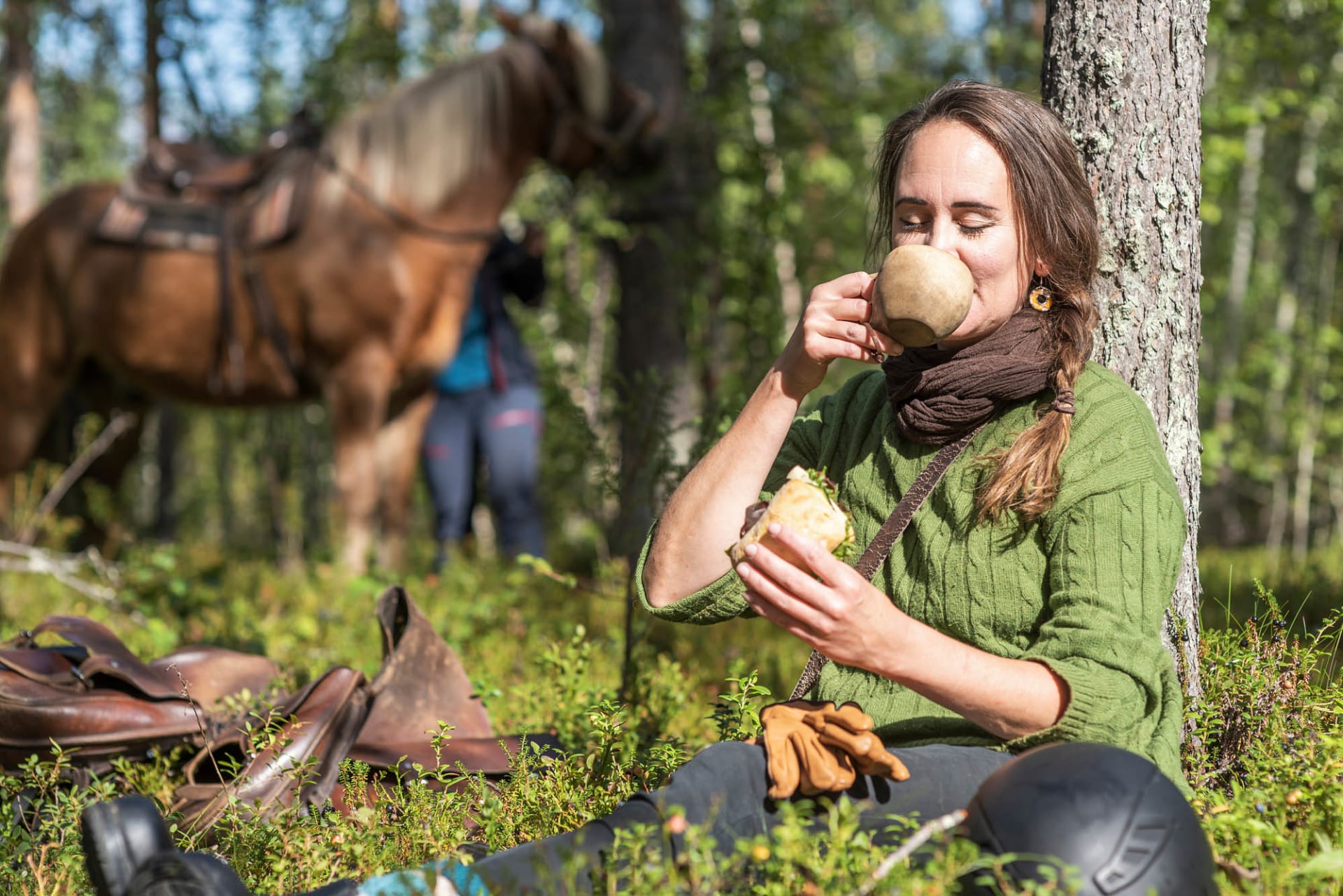 Horseback riding tour in Levi through Lapland’s forest