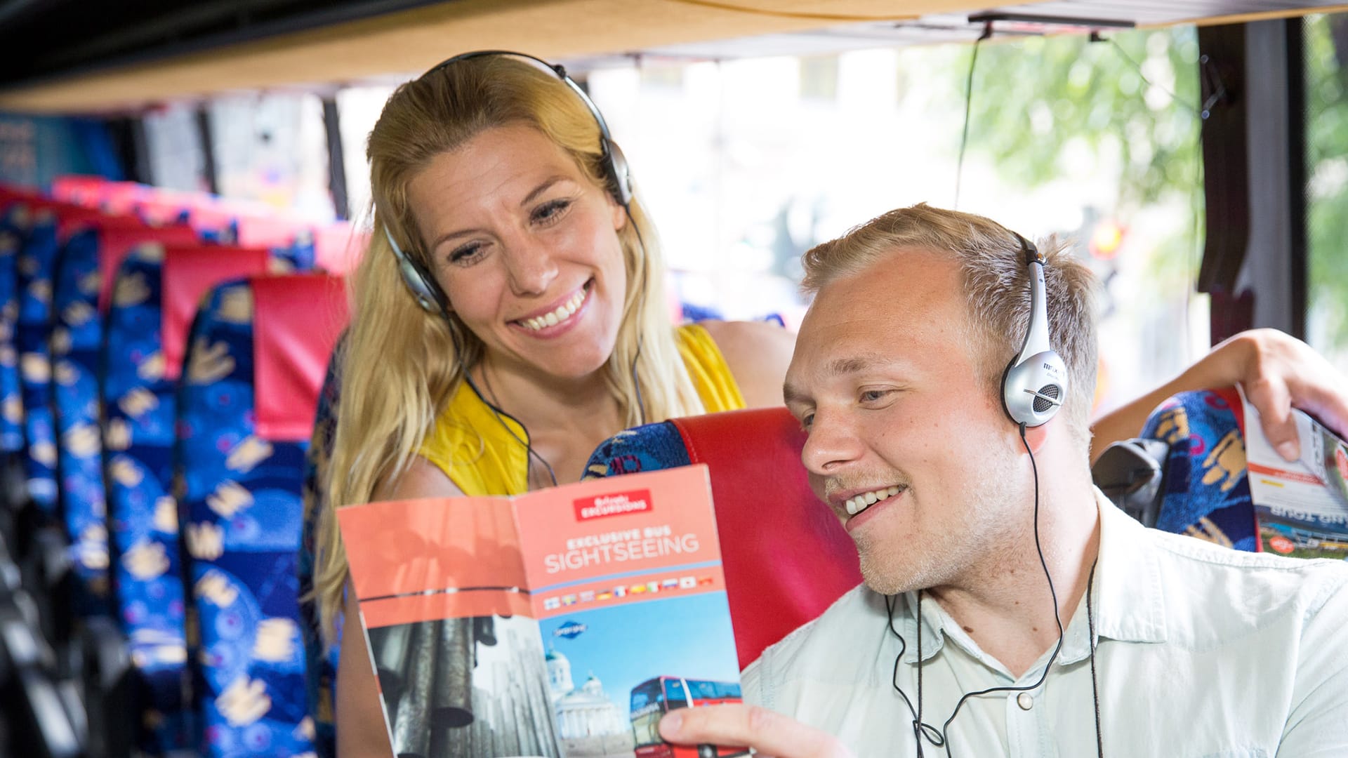 Audio guided bus sightseeing tour in Helsinki