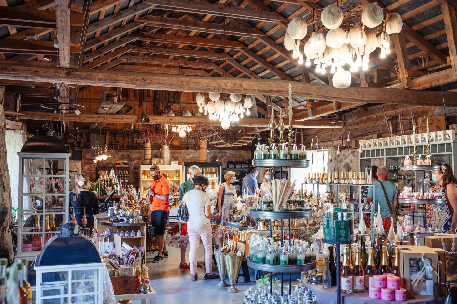  Many of our food products have been made with Tertti’s own ingredients, using the manor’s traditional recipes.