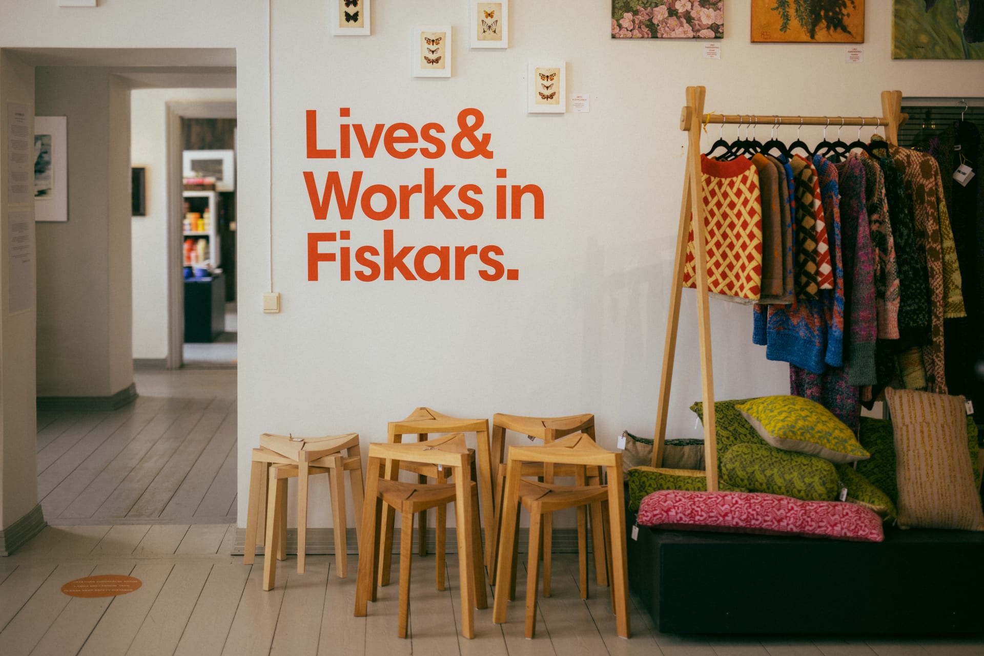 Lives and Works in Fiskars.