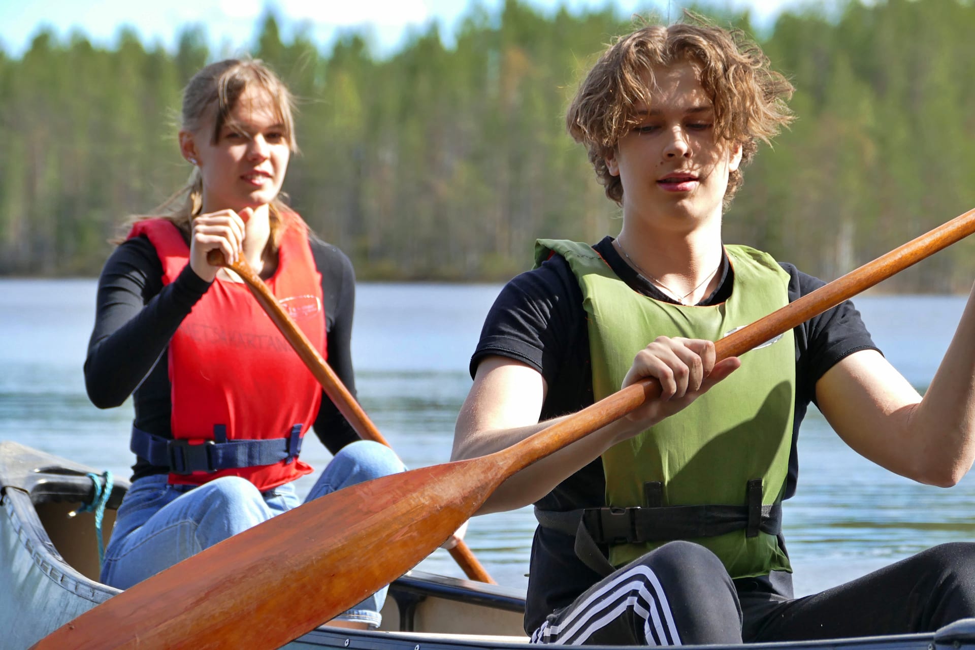 Metsäkartano Youth Centre camp school activity canoeing