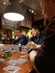 Lautapelikahvila Taverna