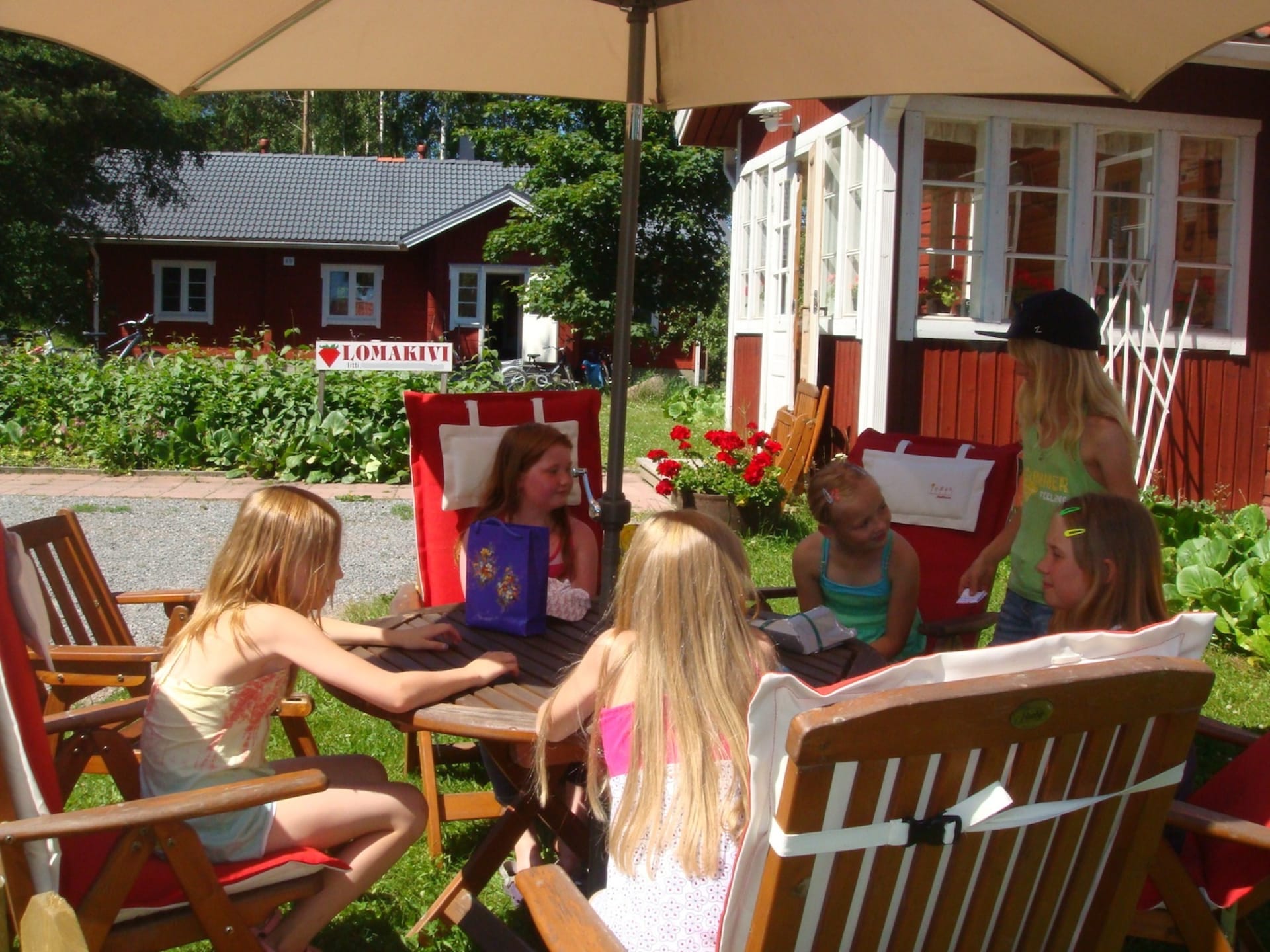 On a hot day in summer, you can just sit and enjoy good company.