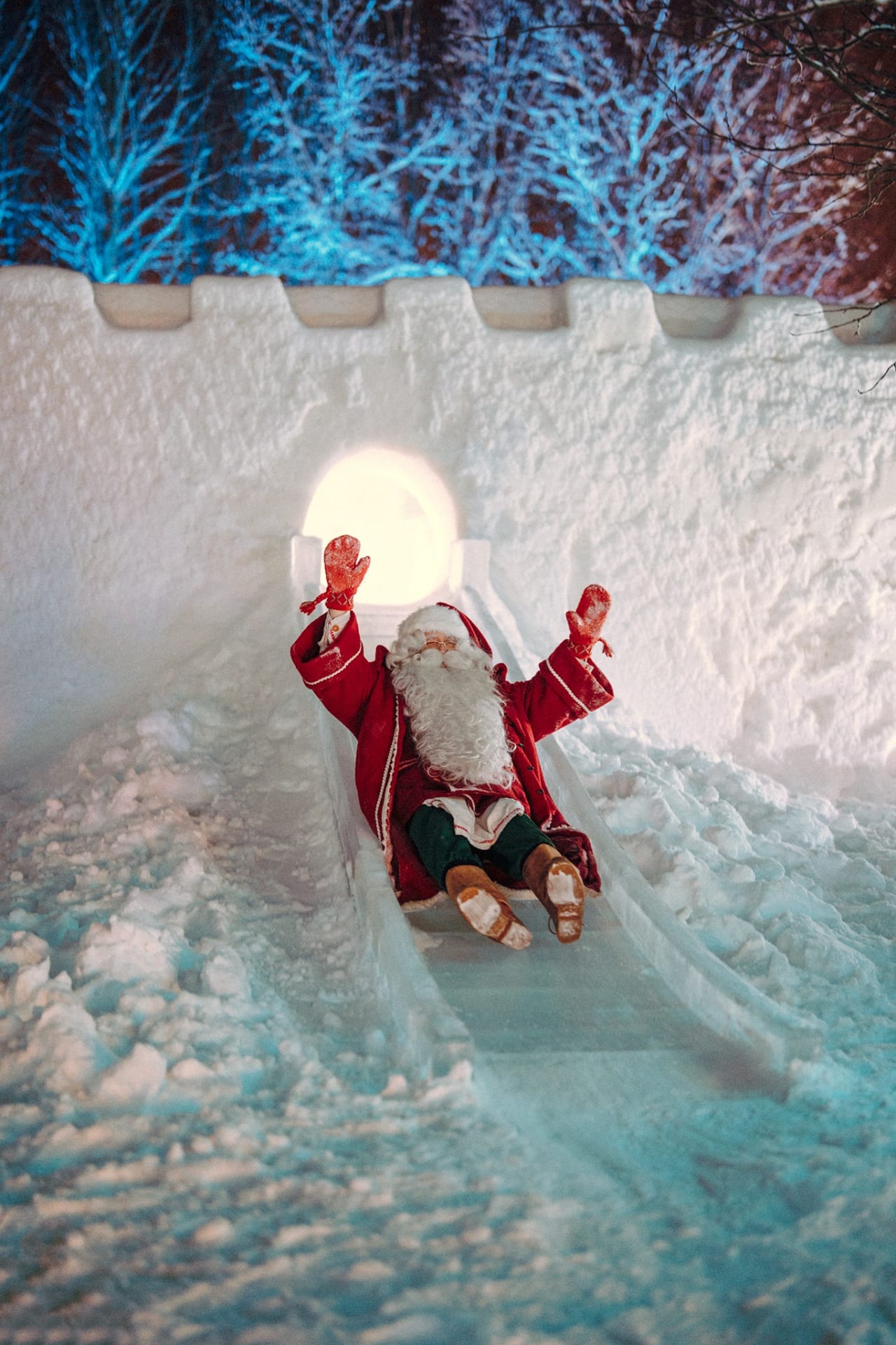 Santa Claus is having fun