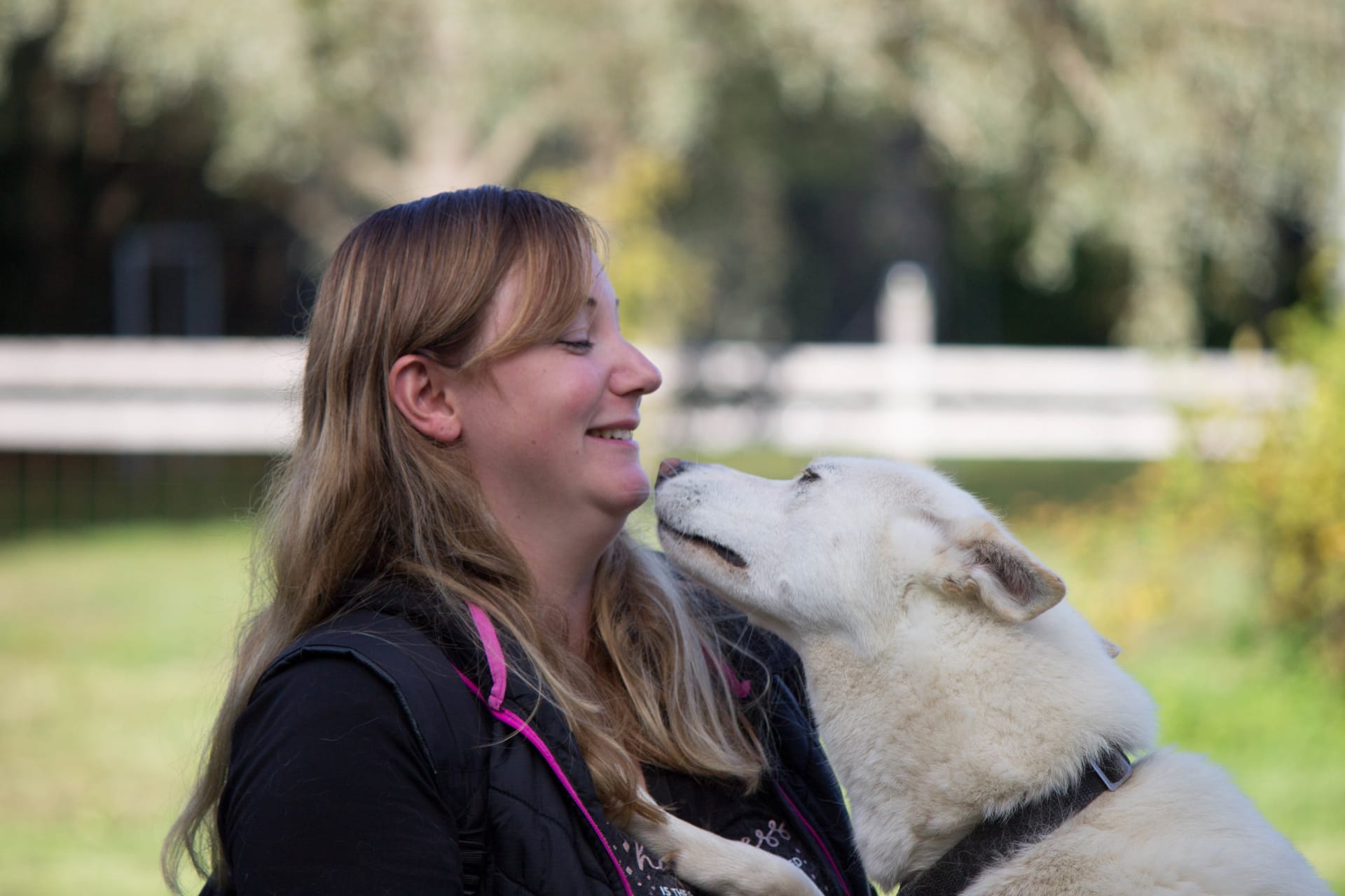 husky farm visit